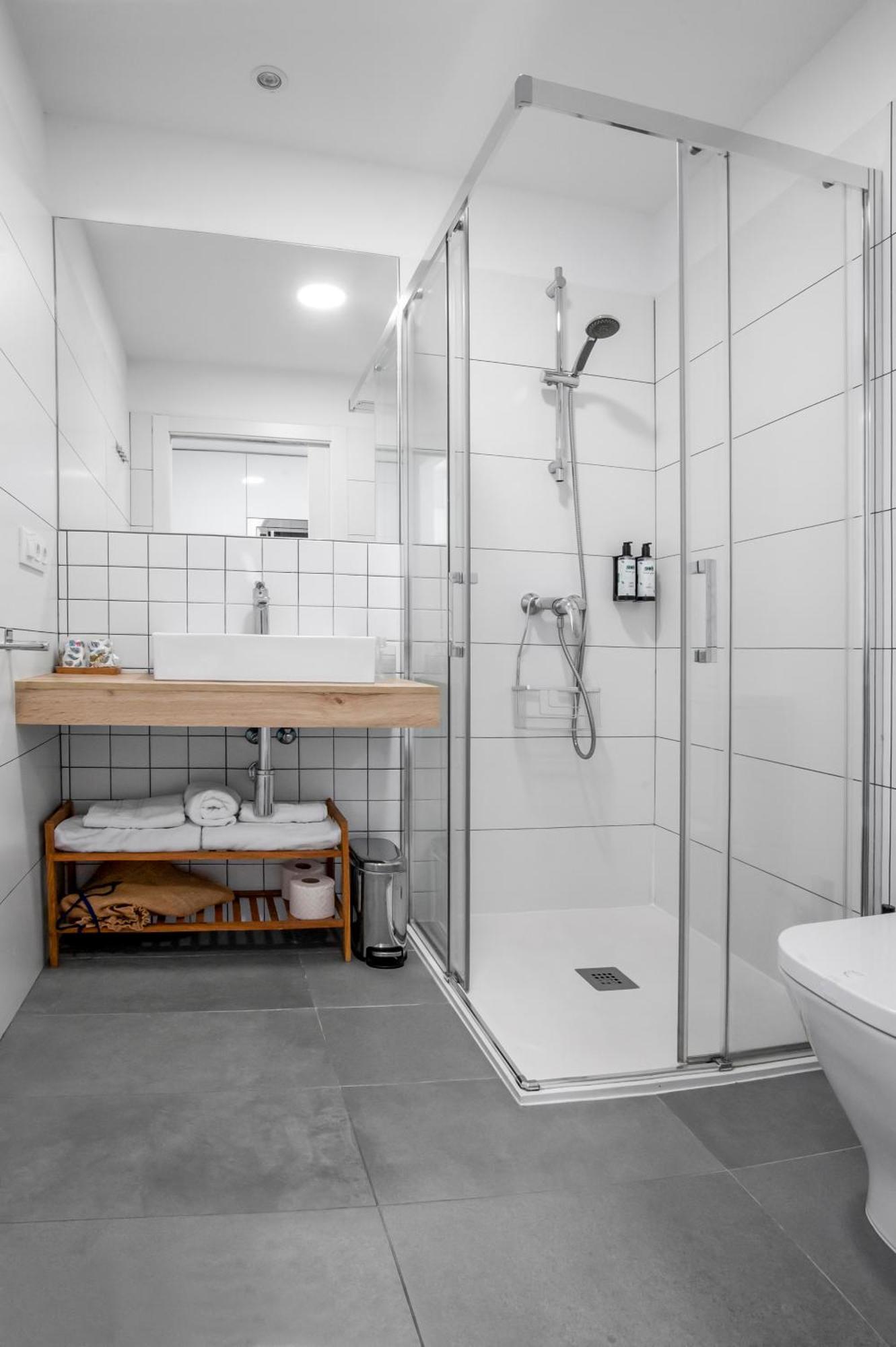 Snoe Hotel Camino Do Eume Apartamentos Puentedeume Dış mekan fotoğraf